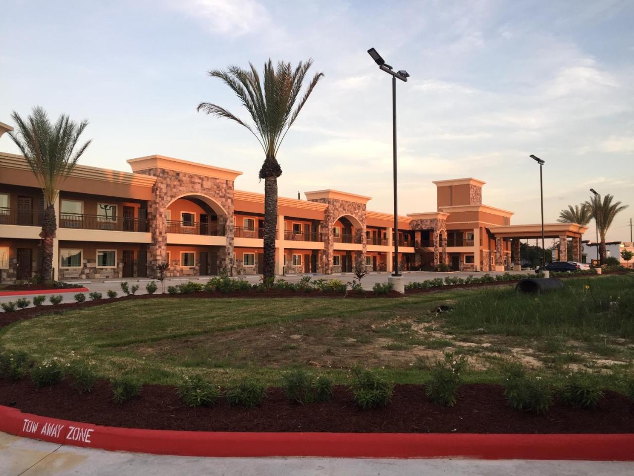 Econo Lodge Inn & Suites Houston Nw-Cy-Fair Jersey Village Eksteriør billede